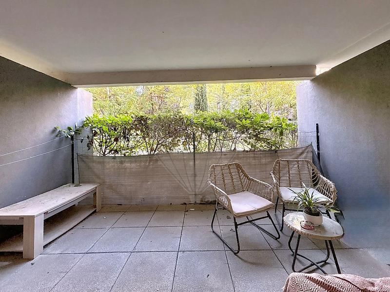 Studio - 25 m² - 1 pièce