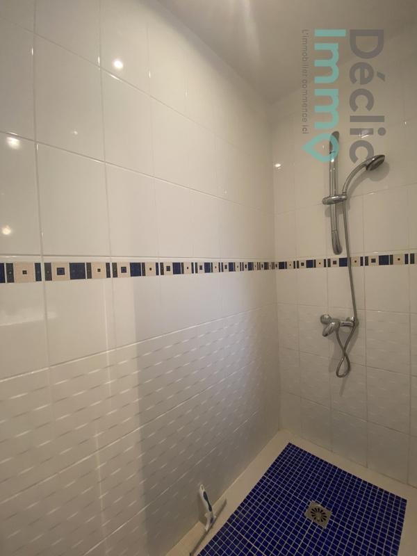 Maison - 174 m² - 6 pièces