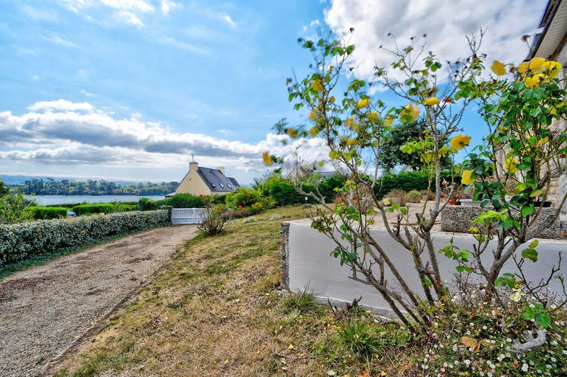 Maison - 180 m² - 6 pièces