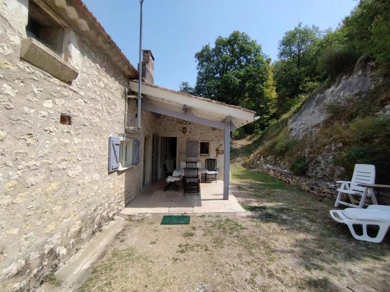 Maison en pierre - 100 m² - 4 pièces