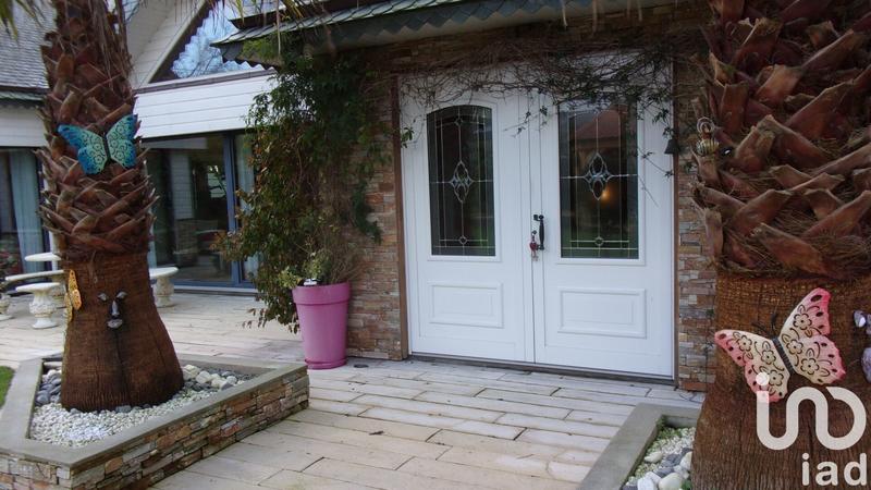 Maison - 400 m² - 10 pièces