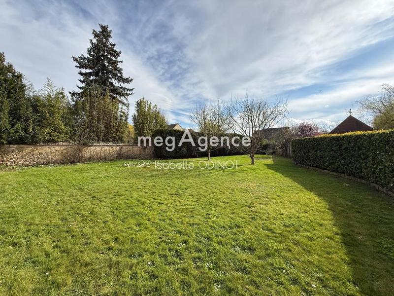 Maison - 210 m² - 7 pièces