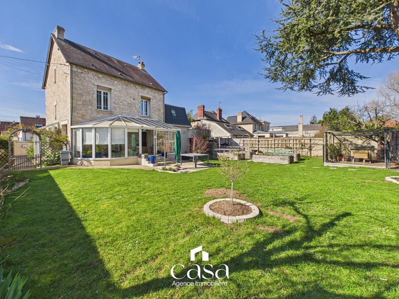 Maison - 160 m² - 8 pièces