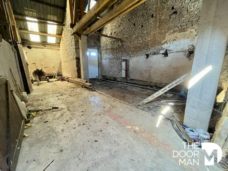 Maison - 267 m² - 4 pièces