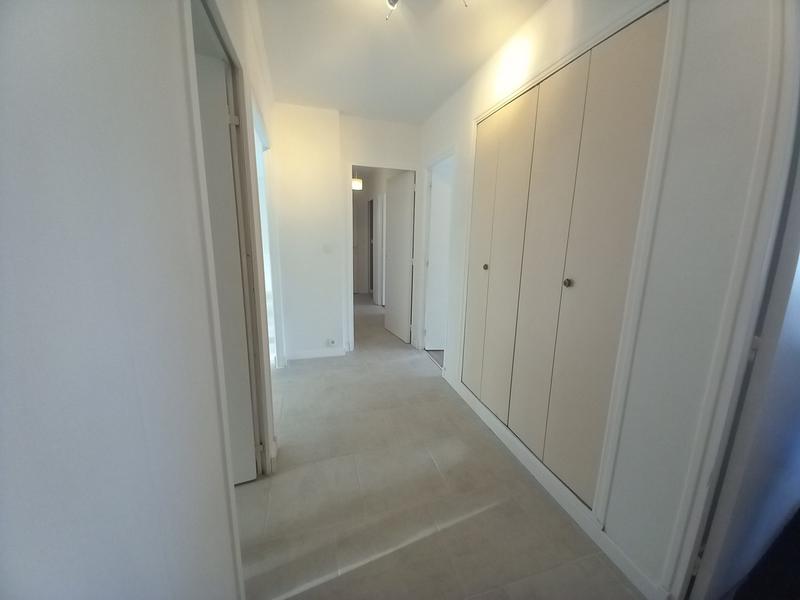 Appartement - 85 m² - 4 pièces