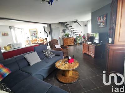 Maison - 107 m² - 7 pièces
