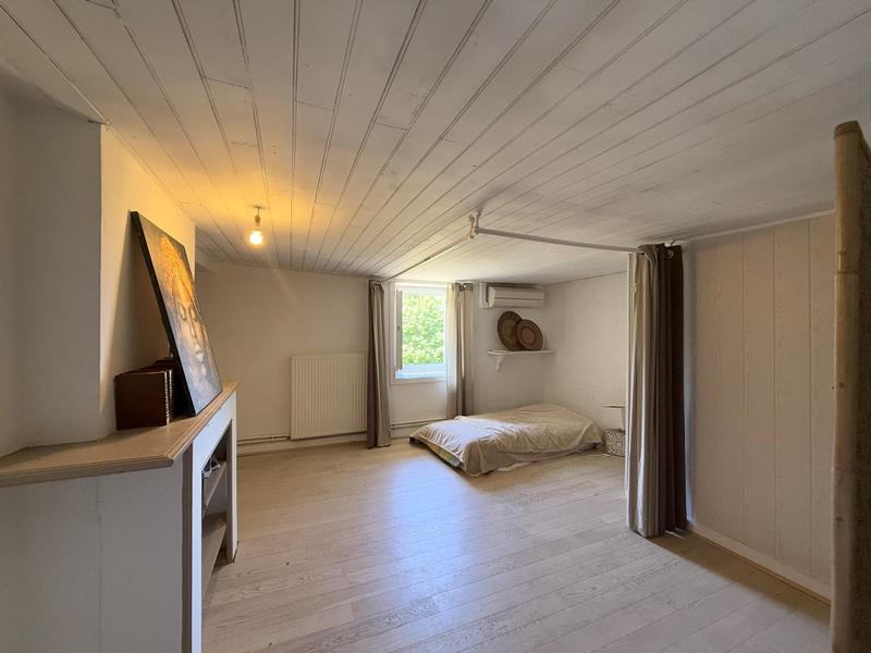 Maison - 231 m² - 6 pièces