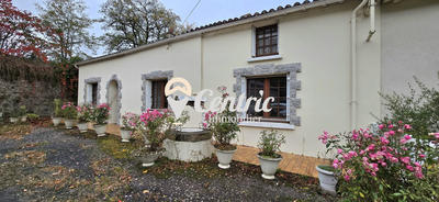 Maison ancienne - 84 m² - 6 pièces