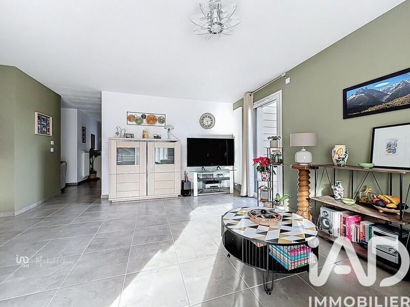 Appartement - 83 m² - 4 pièces