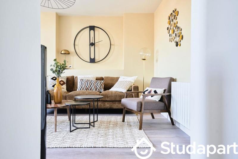 Chambre - 10 m² - 1 pièce