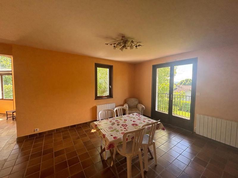 Maison - 199 m² - 5 pièces