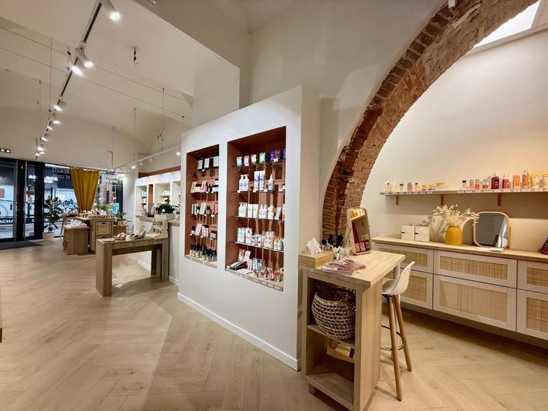 Local commercial - 108 m² - 3 pièces