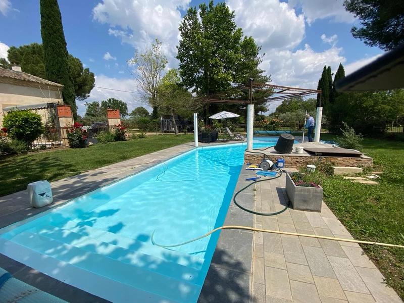 Mas - 380 m² - 9 pièces