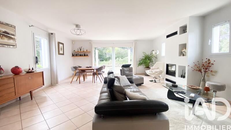 Maison - 145 m² - 5 pièces