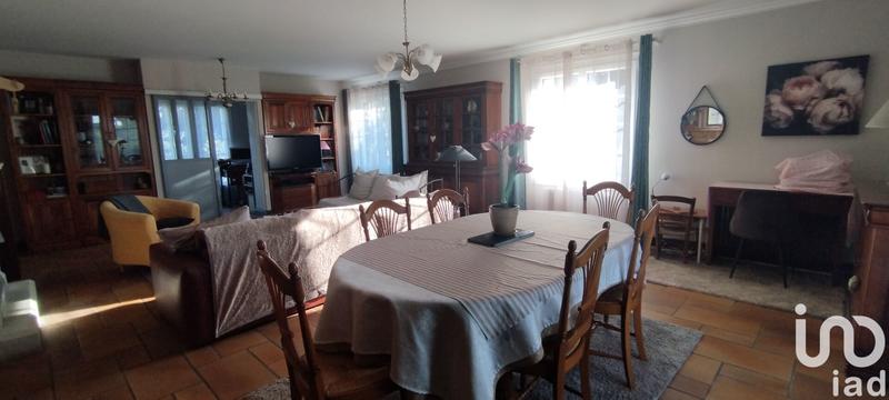 Maison - 267 m² - 7 pièces