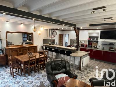 Maison - 287 m² - 12 pièces