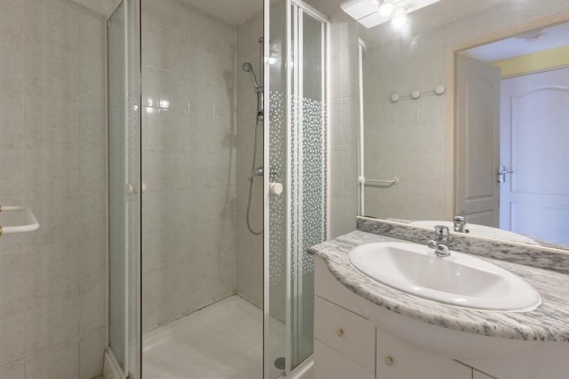 Maison traditionnelle - 85 m² - 5 pièces