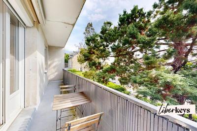 Appartement - 86 m² - 4 pièces