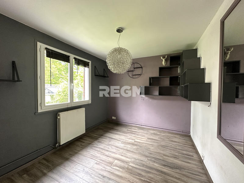 Maison - 85 m² - 5 pièces