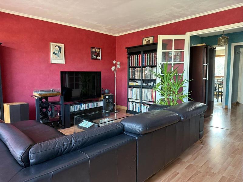 Appartement - 85 m² - 4 pièces