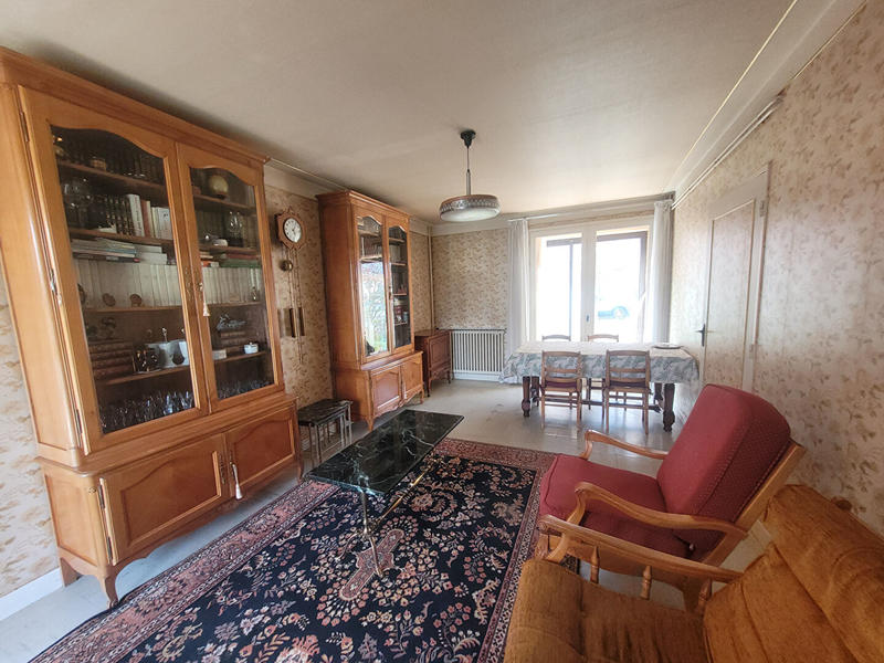 Maison - 110 m² - 6 pièces