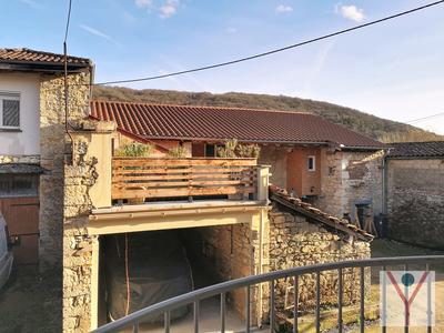 Maison - 103 m² - 4 pièces