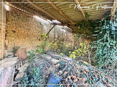 Grange - 120 m² - 2 pièces