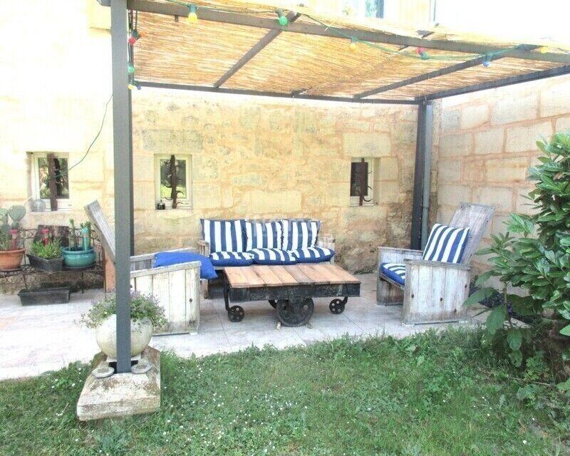 Maison - 530 m² - 17 pièces