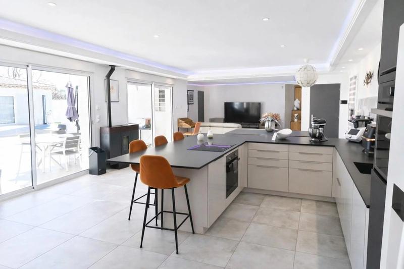 Maison - 168 m² - 6 pièces