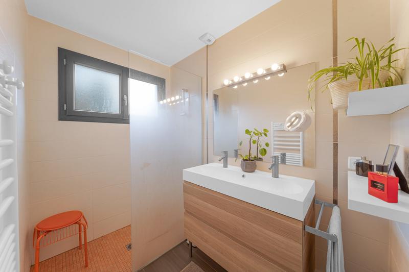 Maison - 115 m² - 6 pièces