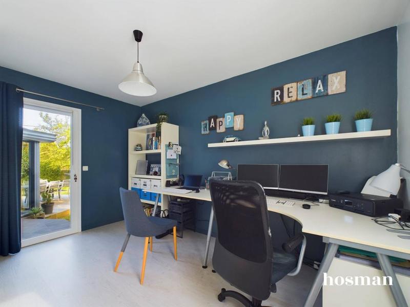 Maison - 204 m² - 8 pièces