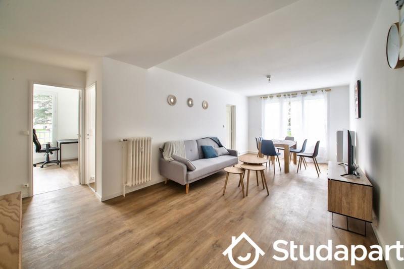 Chambre - 12 m² - 1 pièce