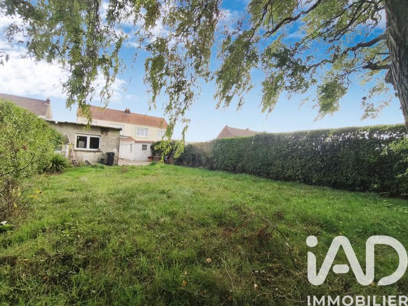 Maison - 95 m² - 5 pièces