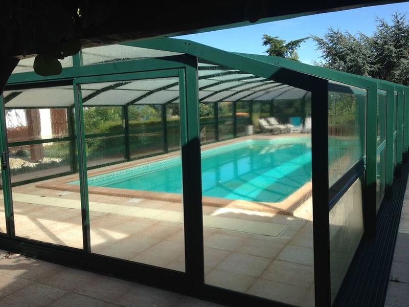 Maison traditionnelle - 250 m² - 10 pièces