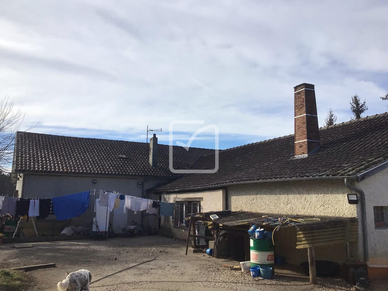 Maison - 244 m² - 12 pièces