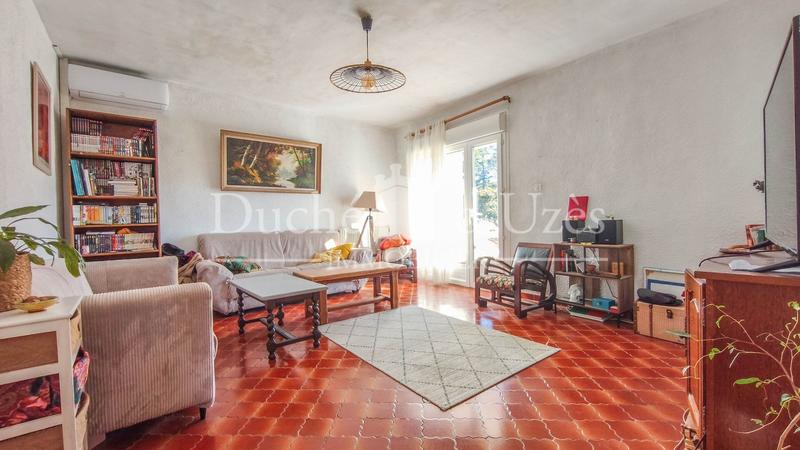 Maison - 200 m² - 12 pièces