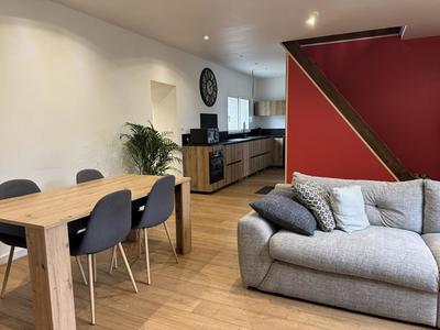 Maison - 84 m² - 4 pièces