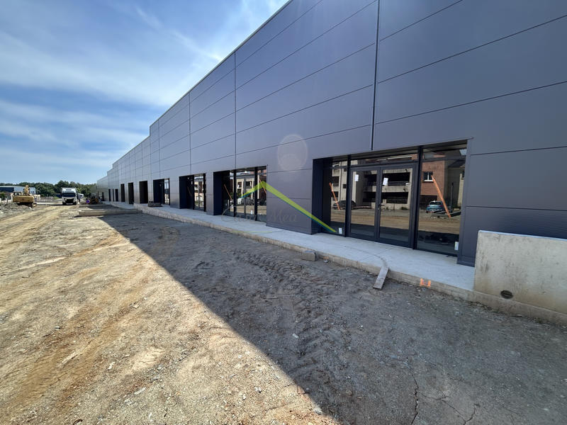 Local commercial - 275 m²