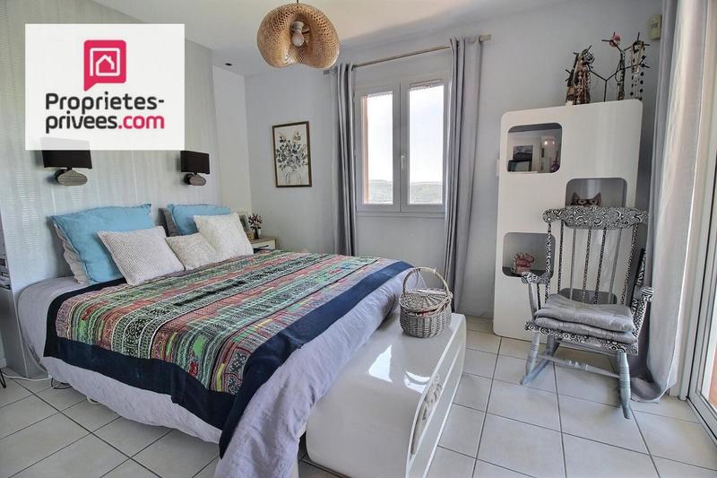 Villa - 140 m² - 6 pièces