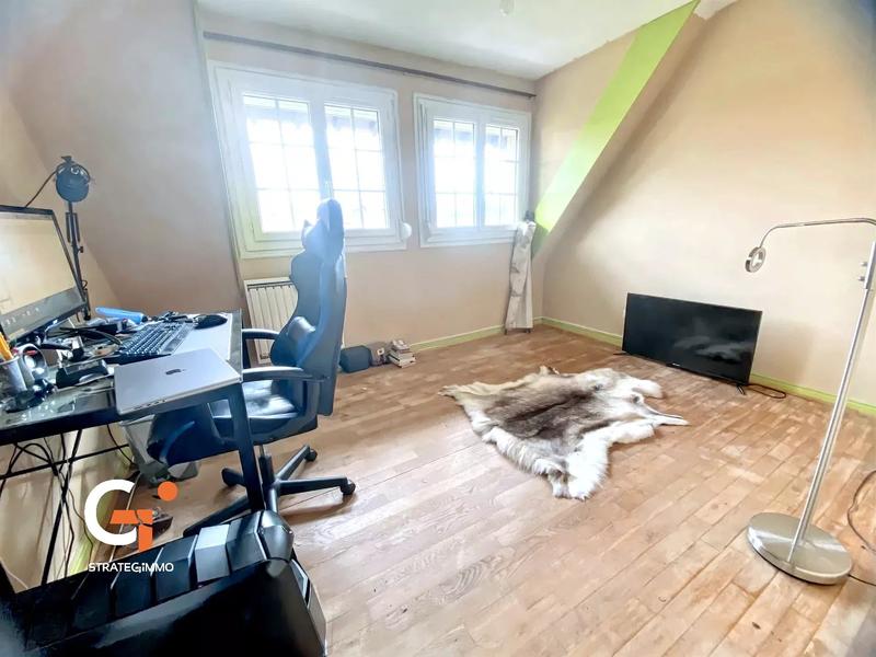 Maison - 104 m² - 4 pièces