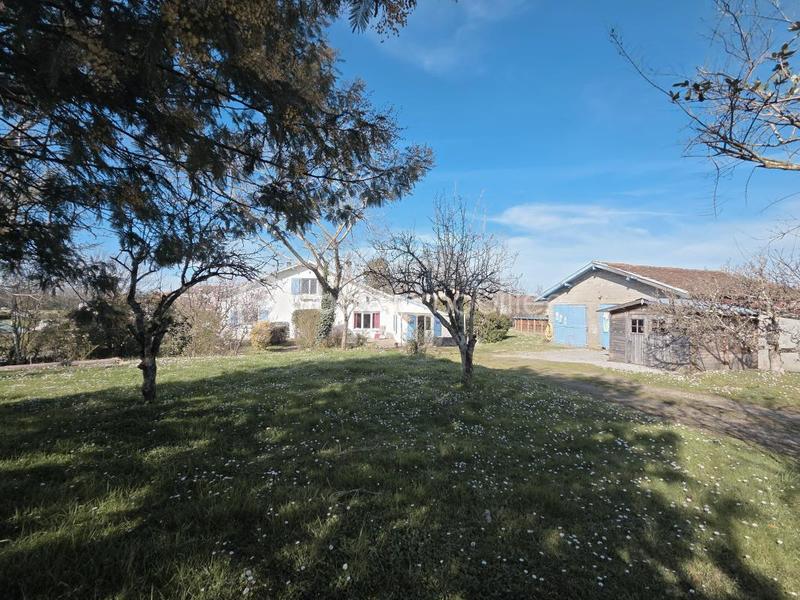 Maison - 186 m² - 8 pièces