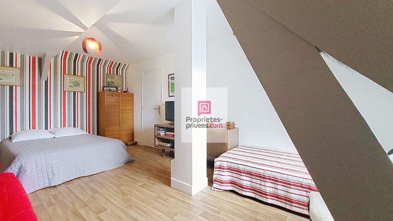 Maison - 137 m² - 5 pièces