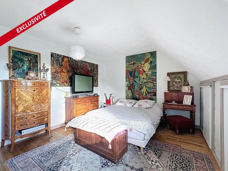 Maison traditionnelle - 170 m² - 7 pièces