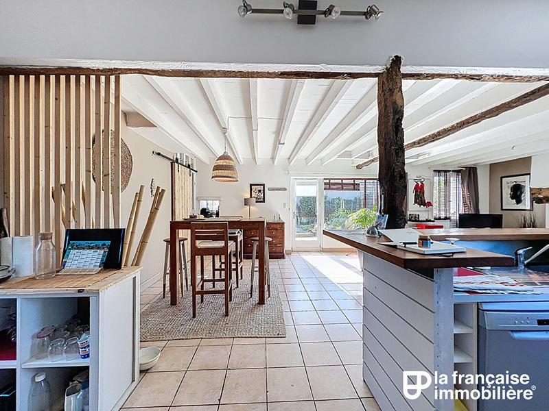 Maison - 102 m² - 5 pièces