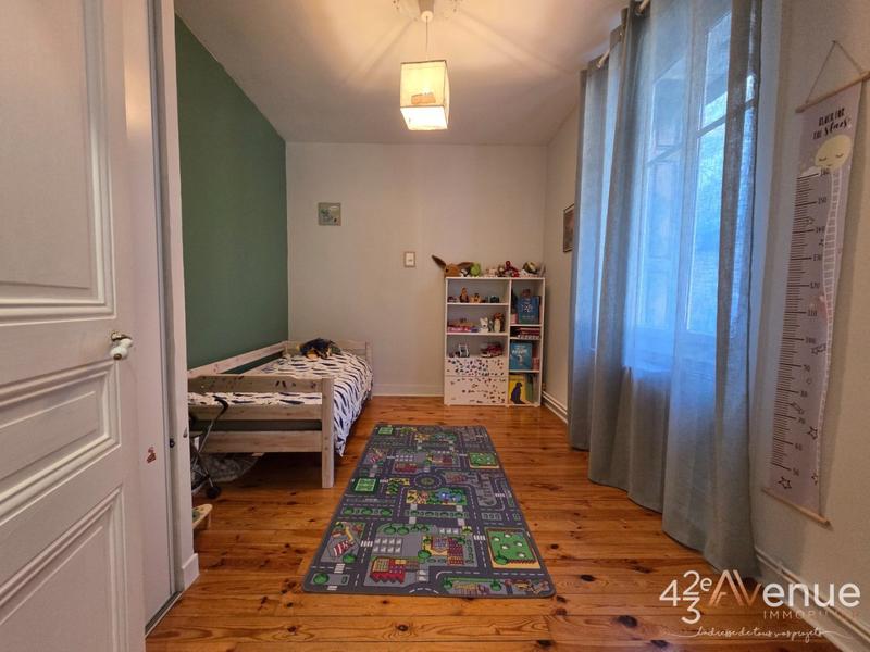 Maison - 135 m² - 6 pièces