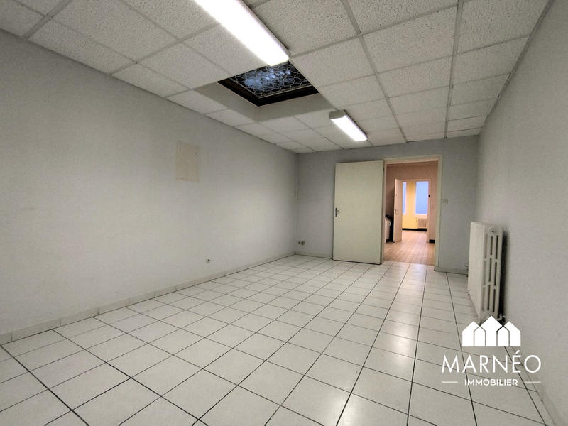 Bureau - 74 m² - 3 pièces