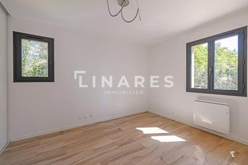 Maison - 185 m² - 5 pièces