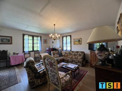 Maison - 139 m² - 6 pièces