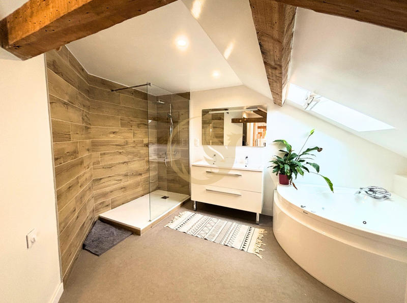 Duplex - 116 m² - 5 pièces