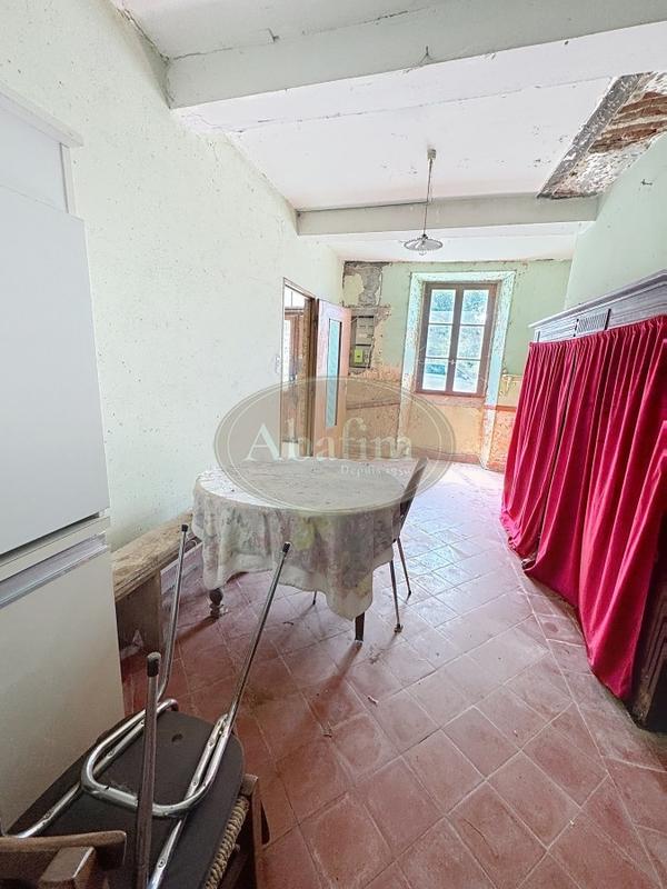 Maison - 160 m² - 7 pièces